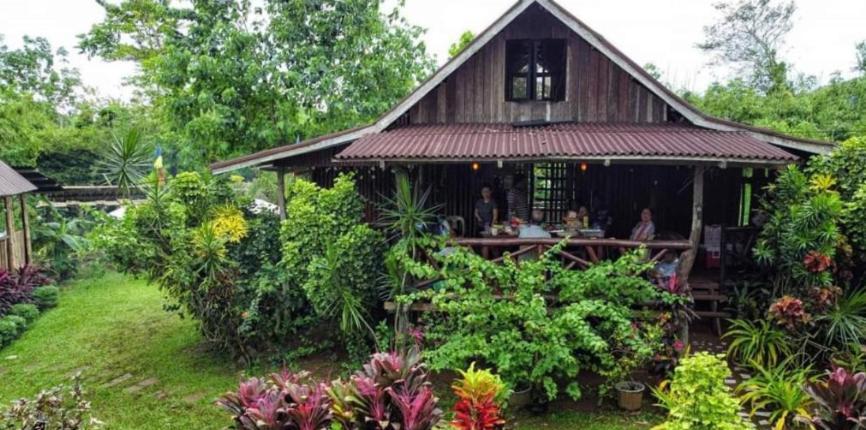 Banlaw Garden Resort Puerto Princesa Exterior photo