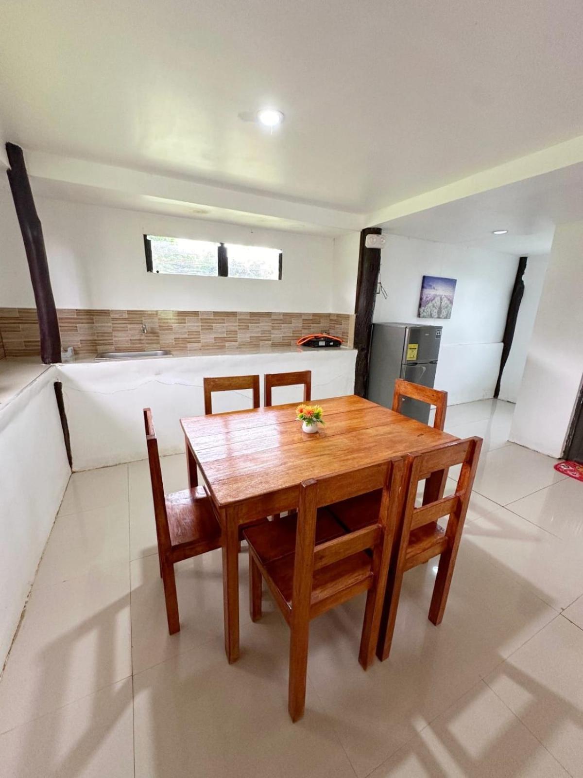 Banlaw Garden Resort Puerto Princesa Exterior photo